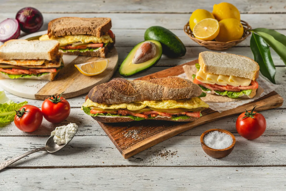 ארומה - AROMA ESPRESSO BAR